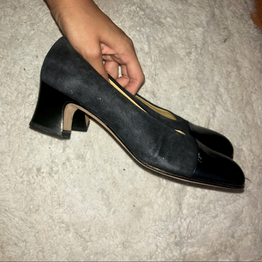 Joan & David Black Closed Toe Black Suede Block Heels Deadstock